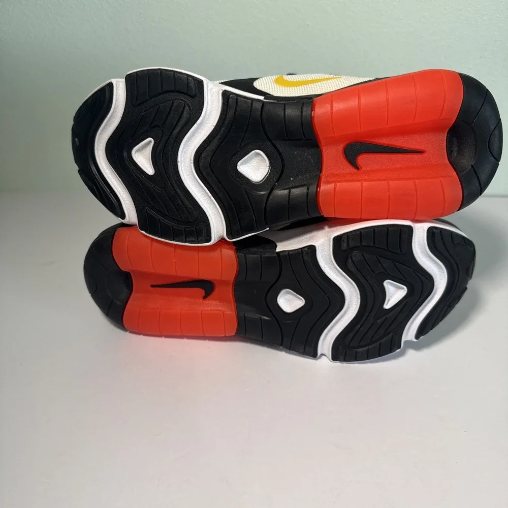 Nike Air Max 200 Kids Sneakers Black White University Gold AT5627-005 Size 5.5Y